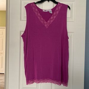 Gorgeous Fuchsia Color Comfy Lacy Top Size 2X